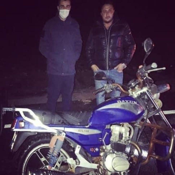 Çalıntı motoru muhtar ve köyün gençleri buldu G3