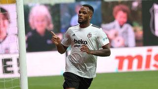 Cyle Larin Sergen Yalçın ile kendini buldu
