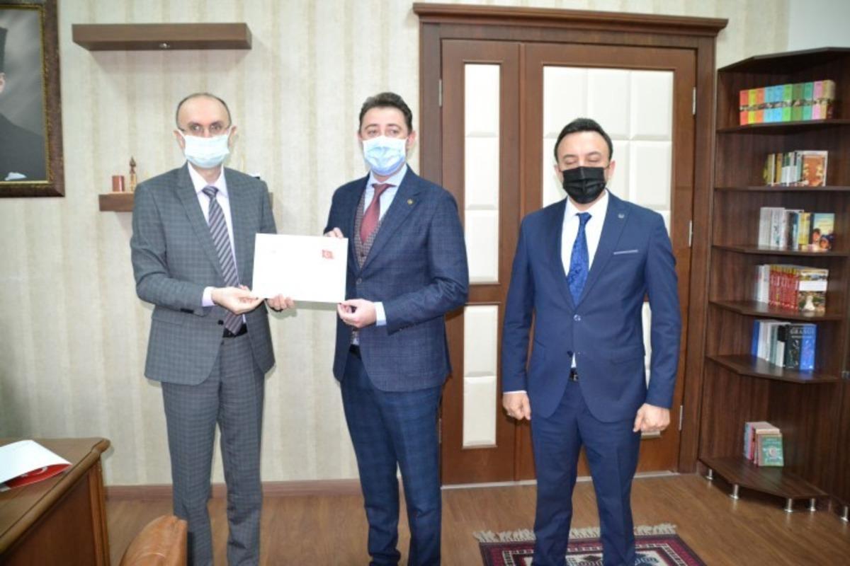 Tablet yardımlarına teşekk&uuml;r belgesi