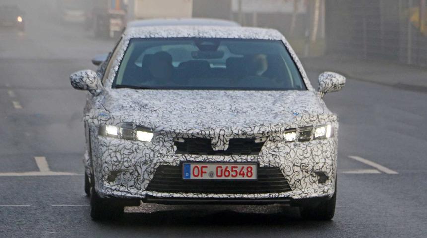 2021 Honda Civic Hatchback kameralara yakalandı