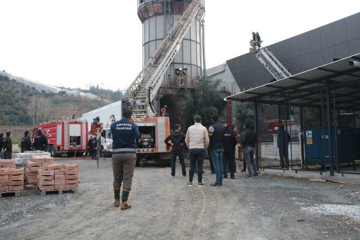 Orman ürünleri fabrikasında yangın G2