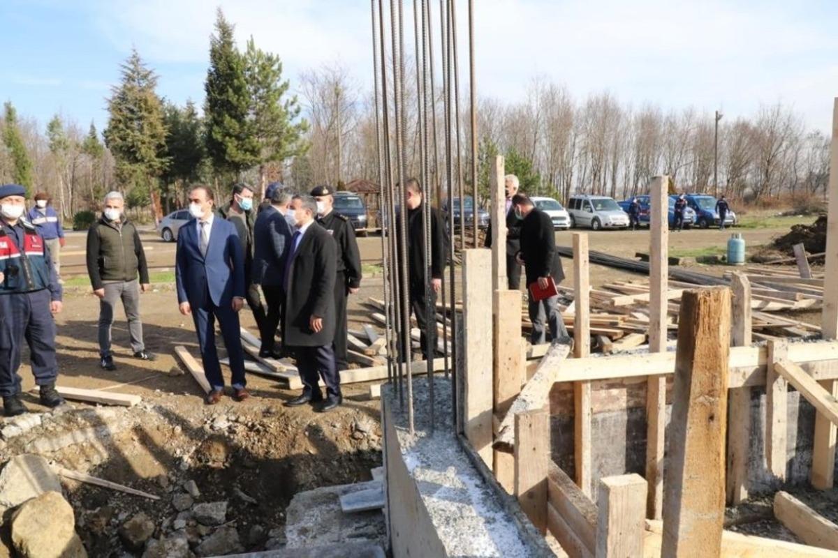 Vali Atay, Cumayeri il&ccedil;esinde incelemelerde bulundu
