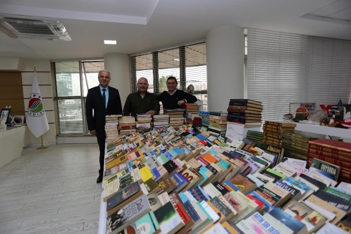 Cemil Meri&ccedil; &rsquo;te kitap sayısı 50 bini buldu