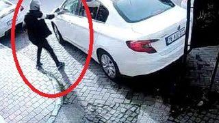 Park halindeki otomobilinde silahlı saldırıya uğradı! O anlar kamerada