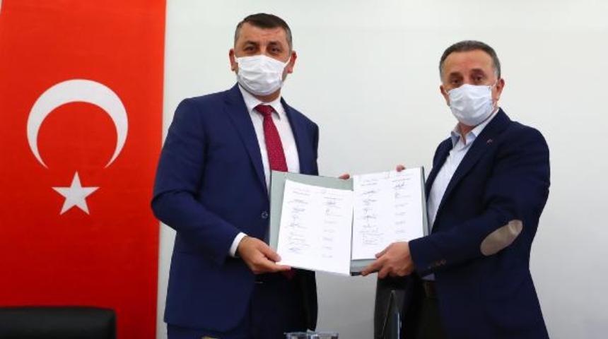 Bağcılar Belediyesi'nde asgari ücret 3 bin 870 lira oldu