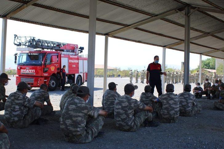 Erzincan itfaiyesi 2020 yılında 415 yangına müdahale etti G3
