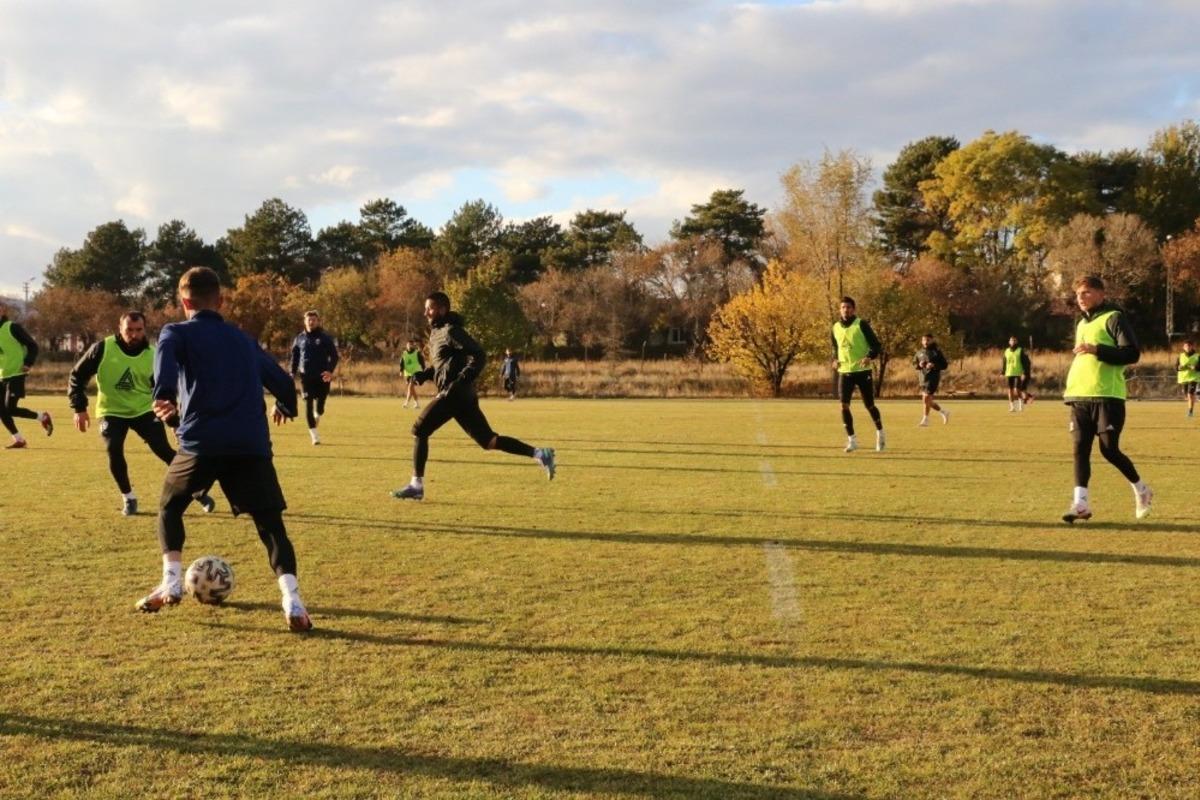 24Erzincanspor Kocaelispor ma&ccedil;ı hazırlıklarına start verdi