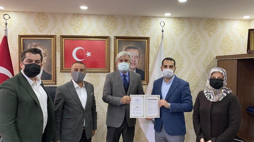 Siyaset Akademisi sertifikaları dağıtılmaya başlandı