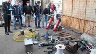 Hurdacılara 120 polisle ani baskın