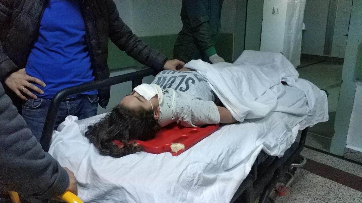 Cam silerken 3. kattan d&uuml;şen kızı &ouml;l&uuml;mden, kurumaya bırakılan halı kurtardı
