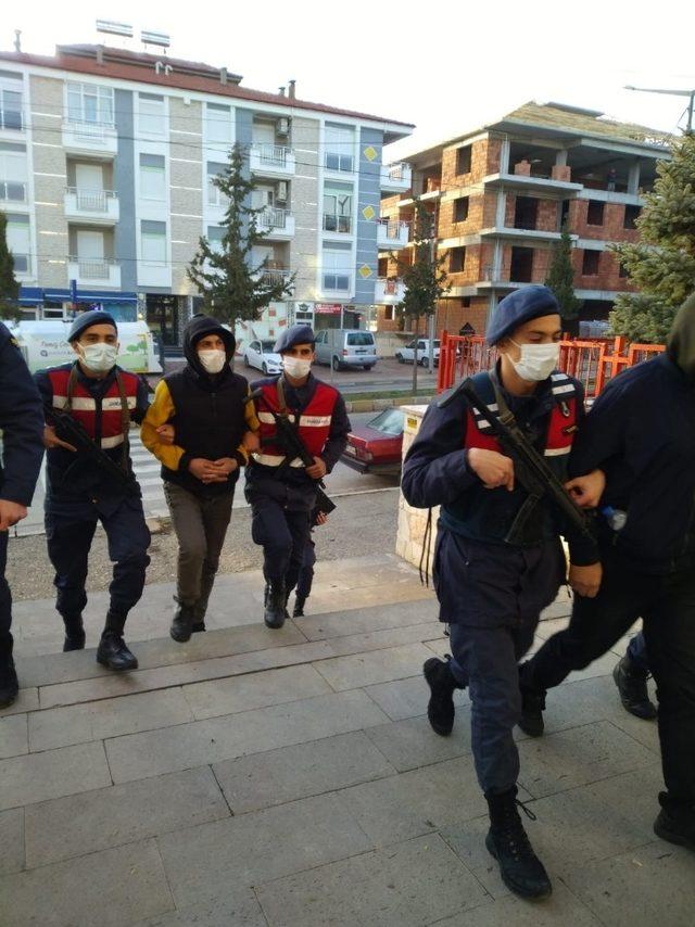 Antalya’da uyuşturucu şebekesine darbe: 8 tutuklama