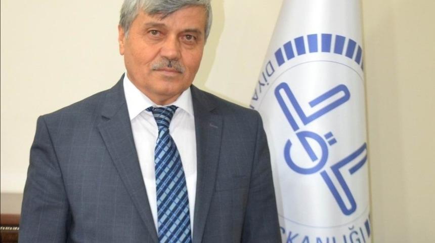 Salihli M&uuml;ft&uuml;s&uuml;nden &rsquo;Evden Kur&rsquo;an &ouml;ğrenmeye&rsquo; &ccedil;ağrı