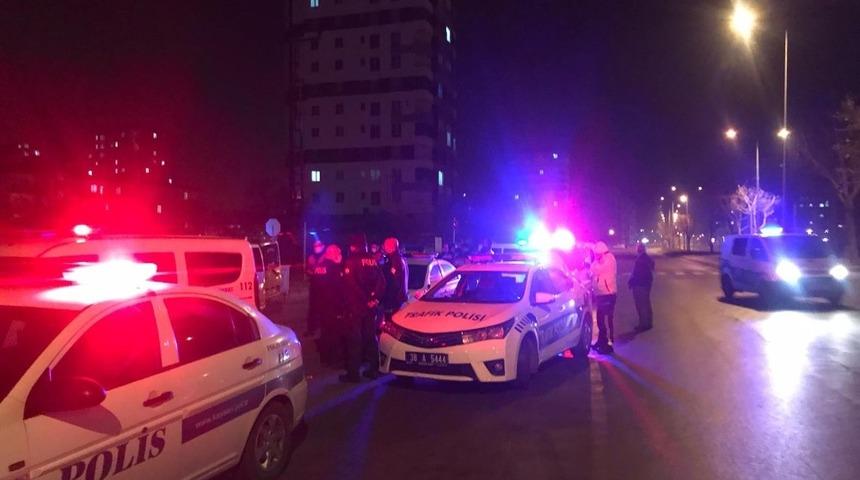 Polisten 30 dakika boyunca ka&ccedil;tı, yakalanınca 'Benim abim de polis' dedi