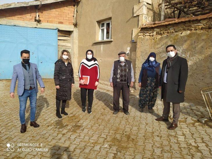 Öğretmenler, lise son sınıf öğrencileri için test kitabı hazırladı G1