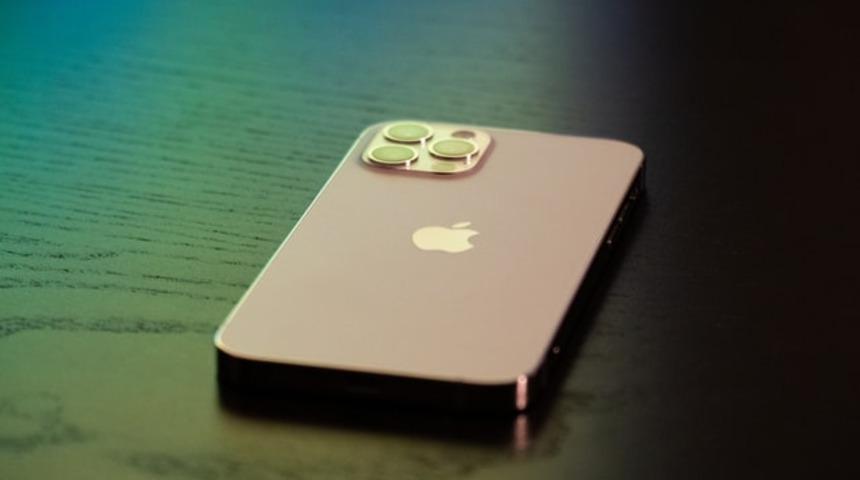 iPhone 13 Pro ekranıyla dikkat çekebilir