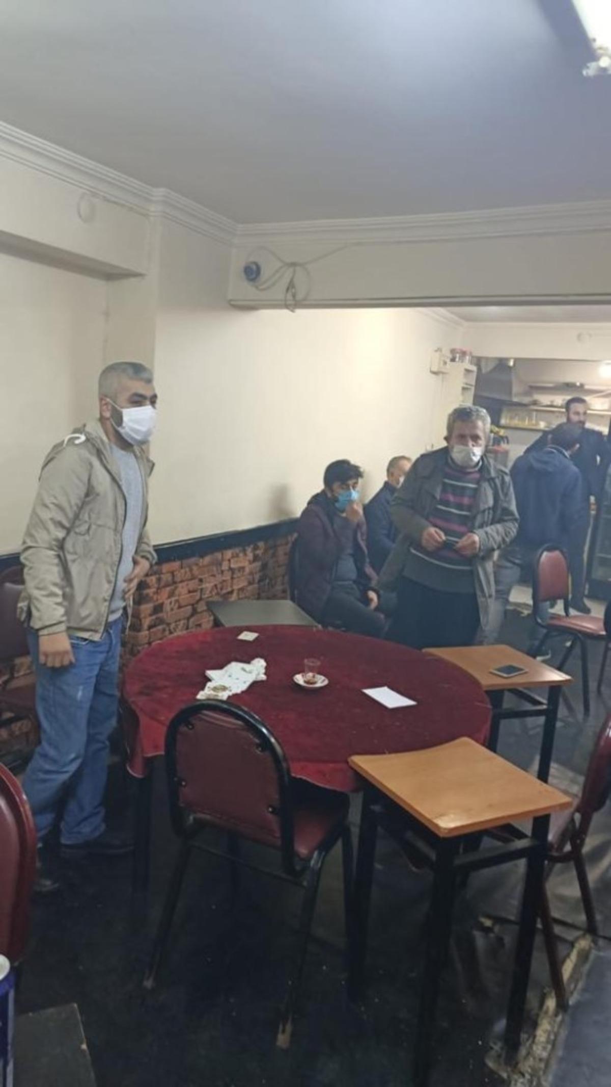 (&Ouml;zel) İstanbul&rsquo;da kısıtlama saatlerinde şok baskın: 51 kişiye 177 bin lira ceza
