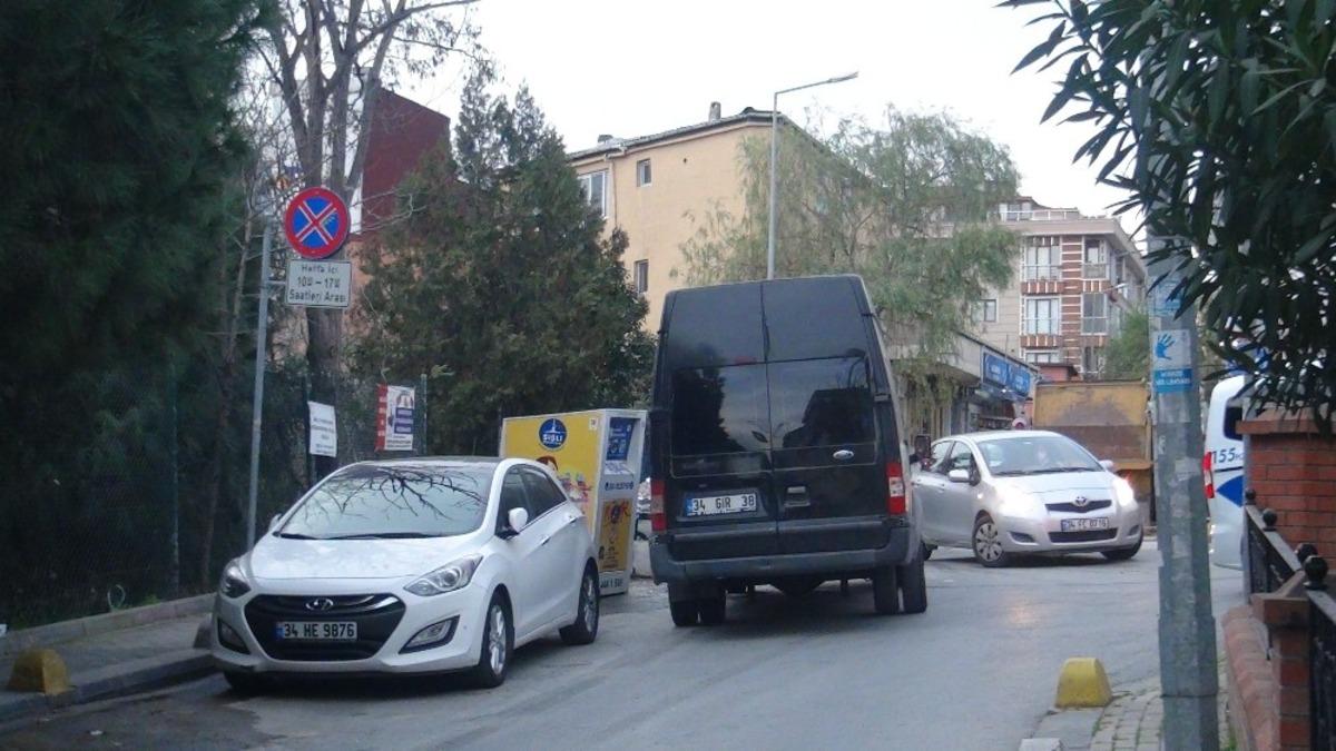 (&Ouml;zel) 11 yaşındaki &ccedil;ocuğun kargo aracının altında kaldığı dehşet anları kamerada