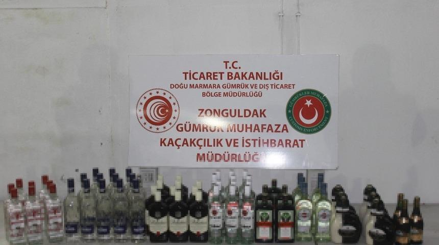 Bartın&rsquo;da 64 şişe ka&ccedil;ak alkoll&uuml; i&ccedil;ki ele ge&ccedil;irildi