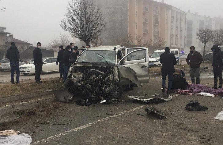 Transit ile pikap  çarpıştı: 6 yaralı G1