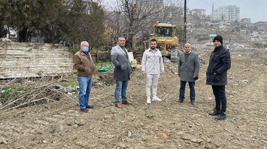 Mamaklı m&uuml;teahhitlerden Başkan K&ouml;se&rsquo;ye teşekk&uuml;r