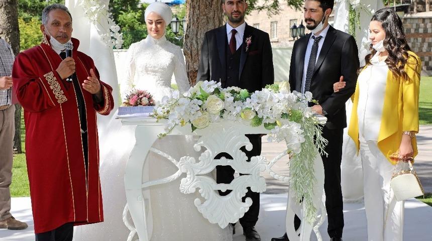 Talas&rsquo;ta 991 &ccedil;ift aile oldu