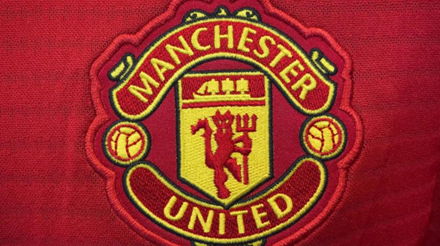 Manchester United, Amad Diallo'yu renklerine bağladı