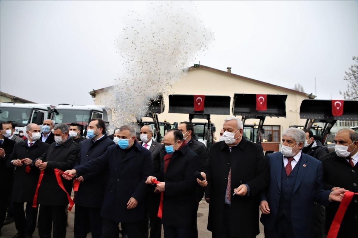 Elazığ İl &Ouml;zel İdaresi ara&ccedil; filosuna 28 yeni ara&ccedil; kattı