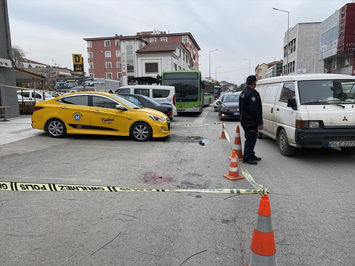 Sakarya'da taksiciyi yaralayan ş&uuml;pheli tutuklandı