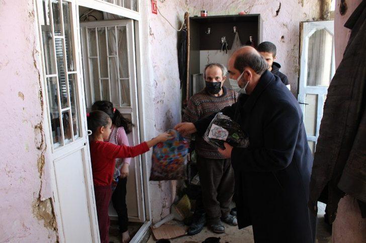 Kardeş şehir Manisa’dan Hakkari’ye yardım eli G4