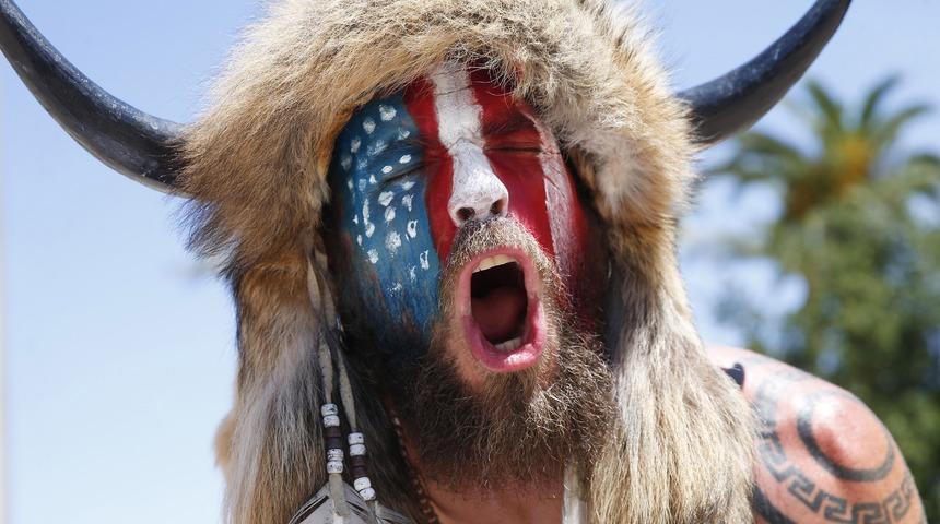 ABD Kongresi baskınının boynuzlu 'yıldızı': Biz kazandık