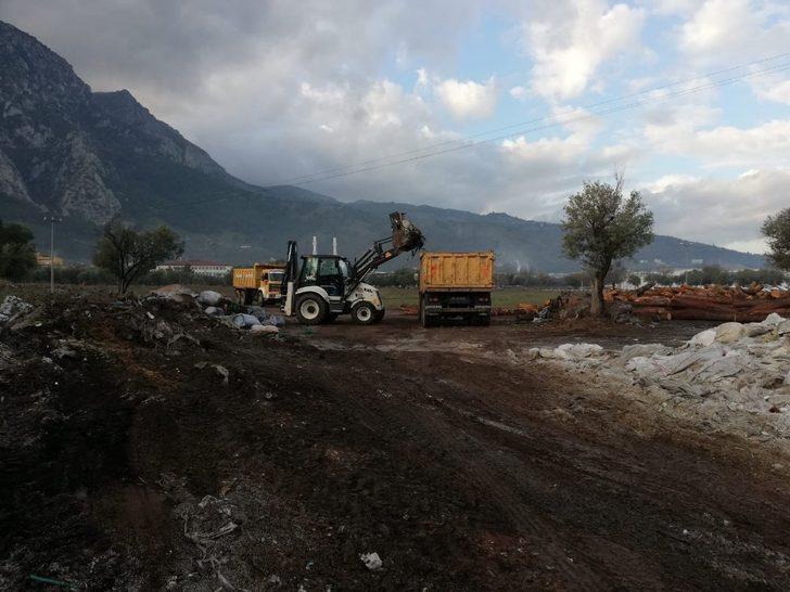 Hurdacılar Sitesi’nden 170 kamyon katı atık toplandı G3