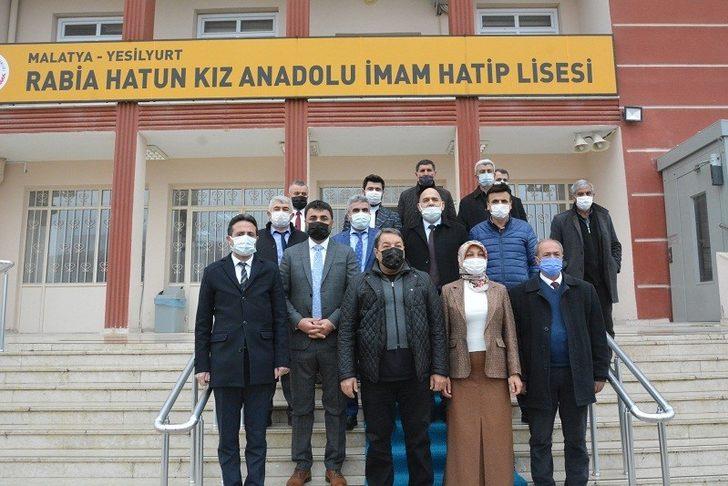 Fendoğlu kan verdi, tablet dağıttı G1