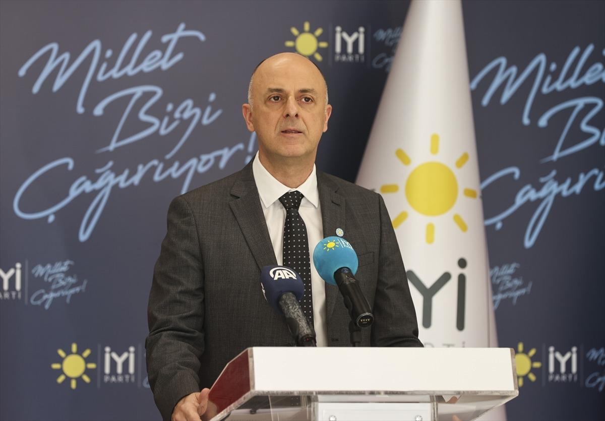 İYİ Partili &Uuml;mit &Ouml;zlale'den "aşı" &ouml;nerileri: