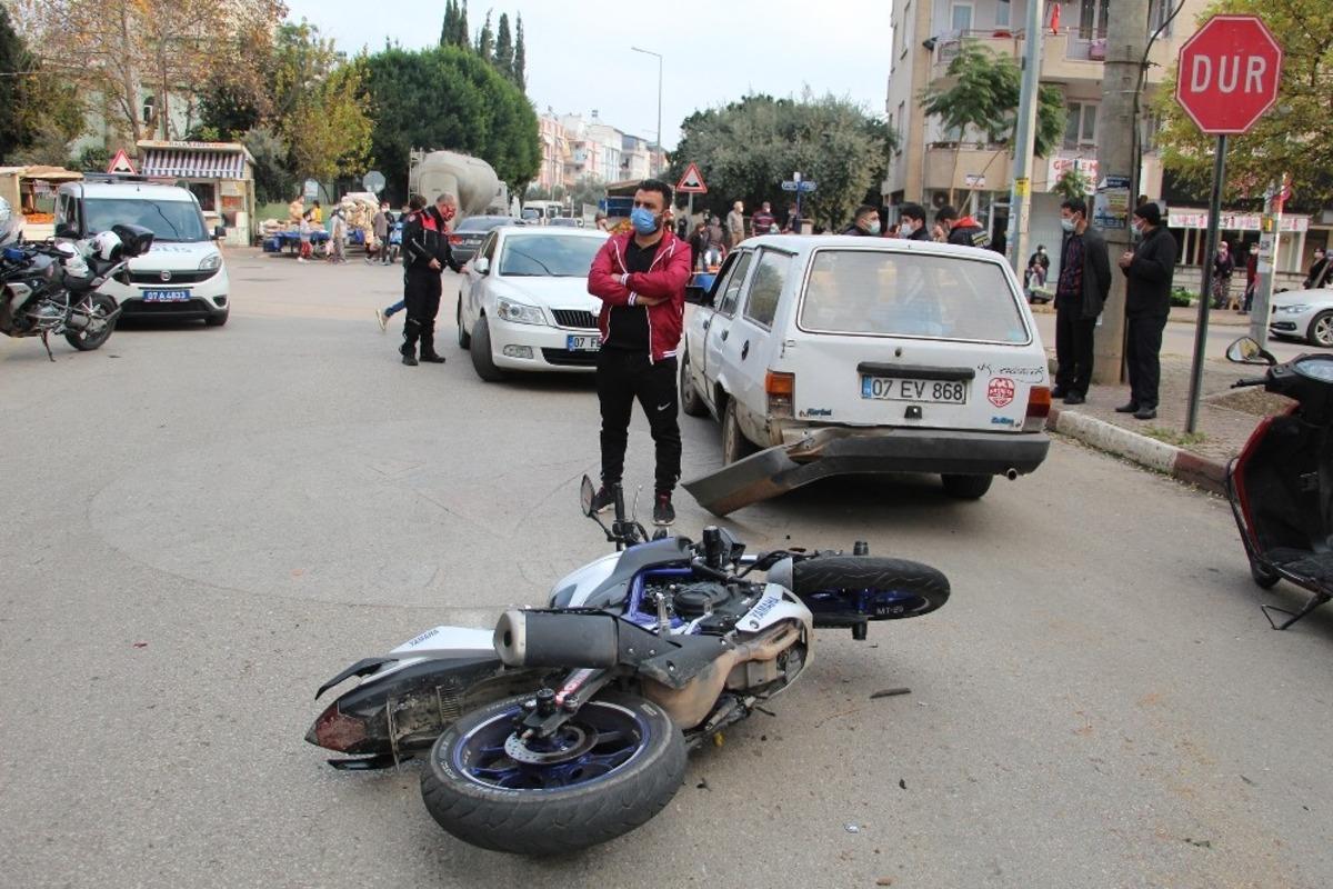 &rsquo;Dur&rsquo; ihtarına uymadılar, kaza yapınca yakalandılar
