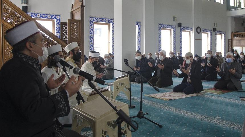 Nevşehir’de Covid-19’dan vefat edenler için mevlit okutuldu