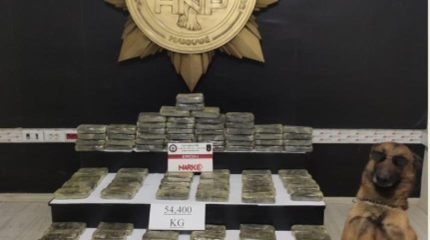 Y&uuml;ksekova&rsquo;da 54 kilo eroin ele ge&ccedil;irildi