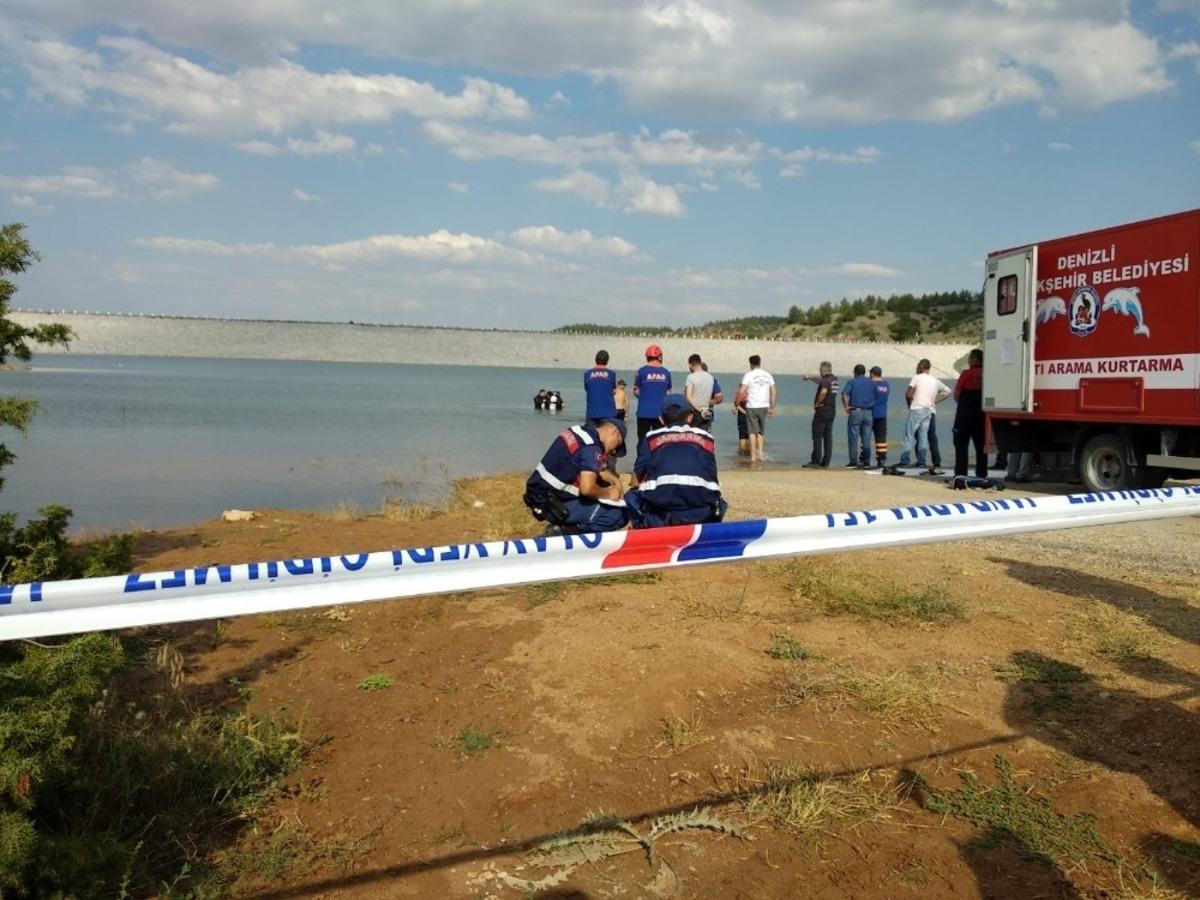 G&ouml;lette kaybolan 5 kişiden 3&rsquo;&uuml; kurtarıldı