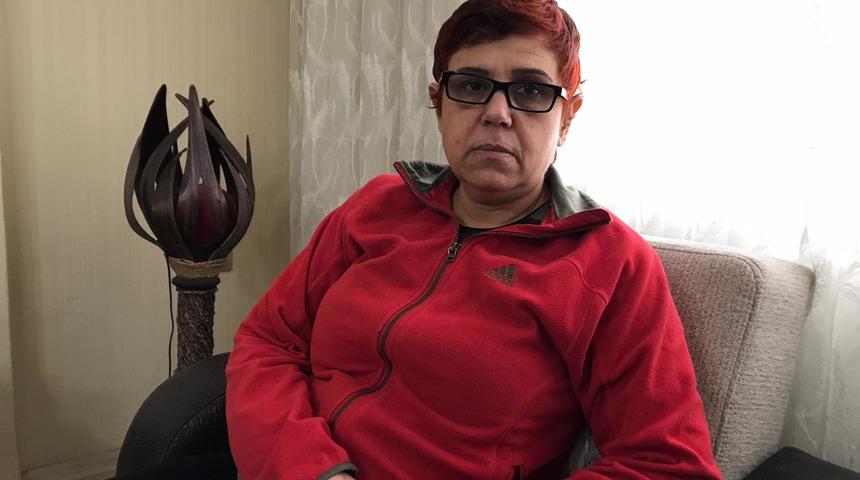 Gizli tanık olduğu iddiasıyla eski belediye başkanının yengesi tarafından darbedildiğini &ouml;ne s&uuml;rd&uuml;