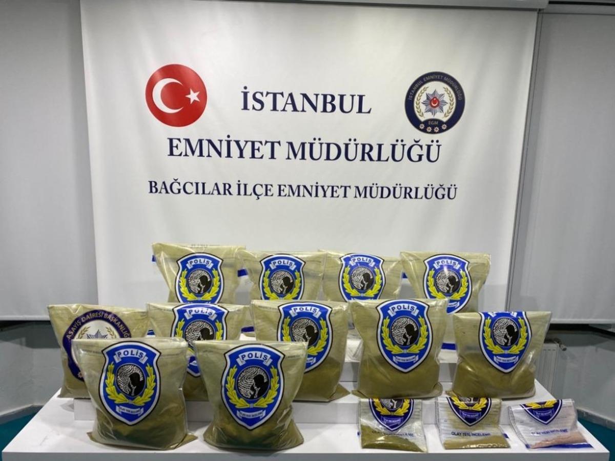 (&Ouml;zel) İstanbul&rsquo;da dev uyuşturucu operasyonu: 55 kilogram kubar ele ge&ccedil;irildi