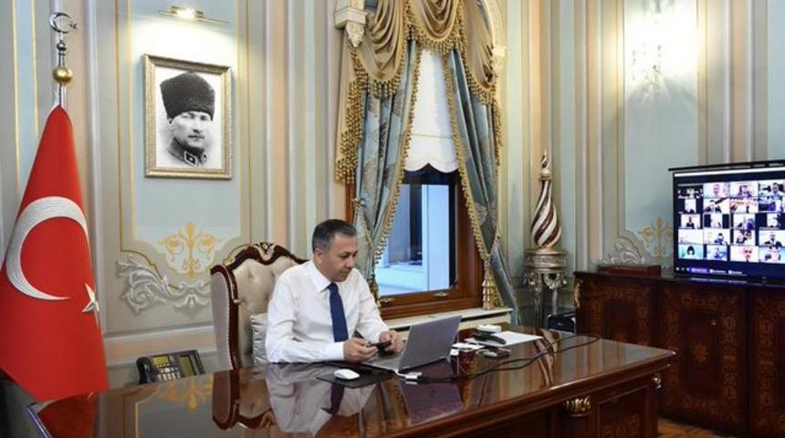 Vali Yerlikaya a&ccedil;ıkladı! İşte İstanbul'da vakaların en fazla d&uuml;şt&uuml;ğ&uuml; il&ccedil;eler
