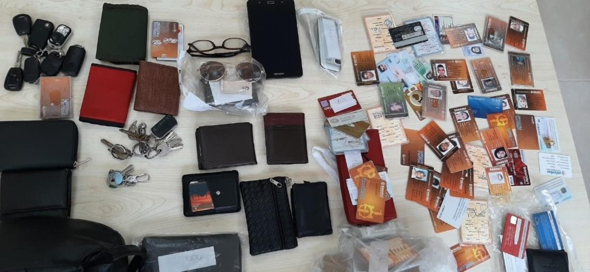 Kocaeli&rsquo;de unutulan eşyalar sahiplerini bekliyor