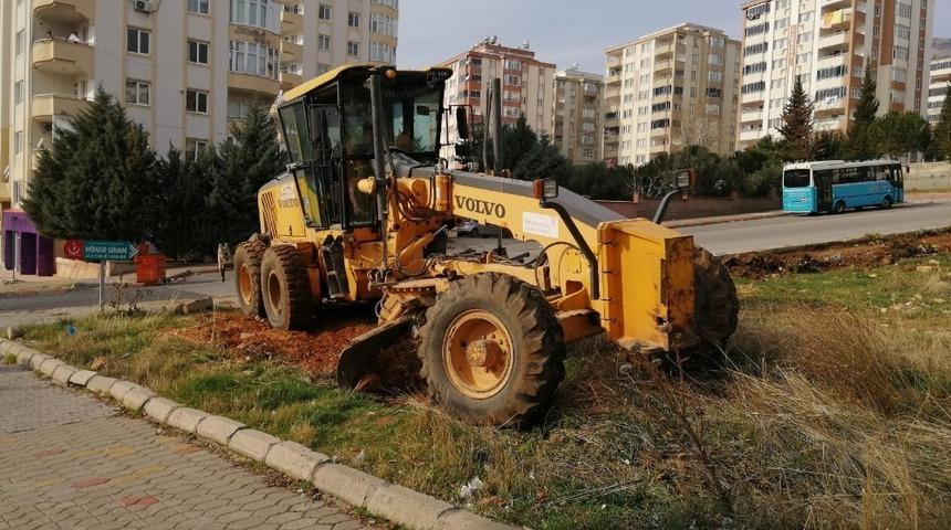 B&uuml;y&uuml;kşehir Belediyesi&rsquo;nden &ccedil;evre temizliği