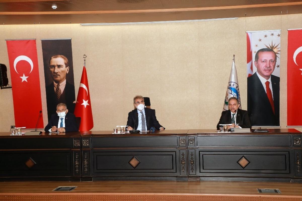 Talas&rsquo;ta madencilerle toplantı