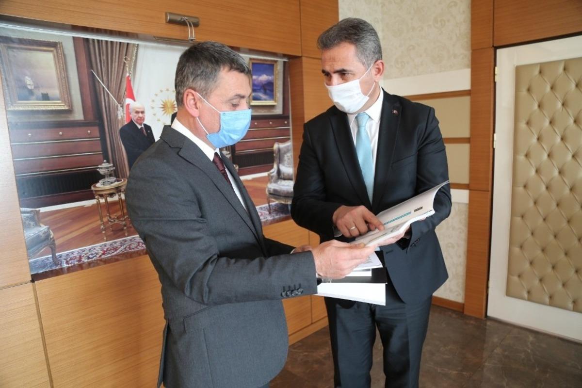 Ankara i&ccedil;in projeler masaya yatırıldı