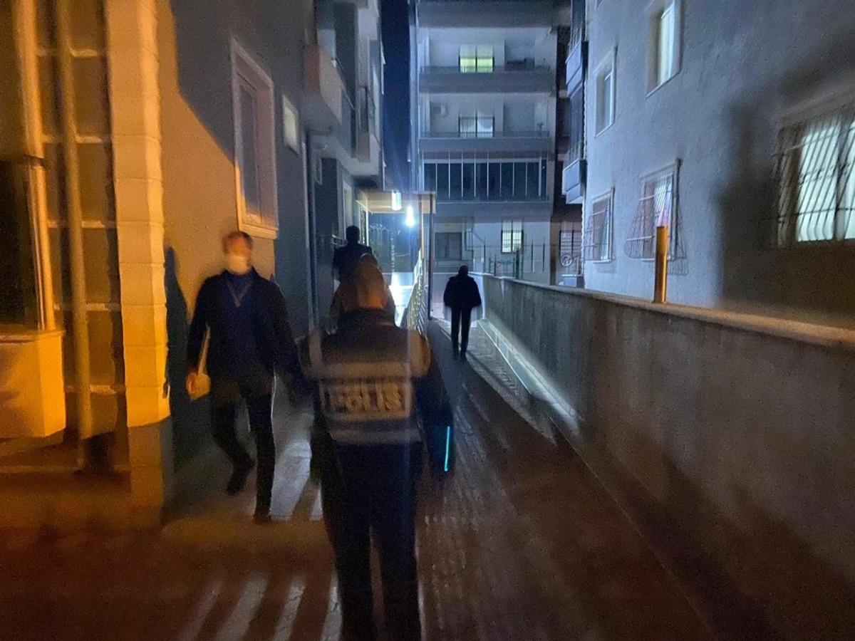 İskenderun&rsquo;da konaklama tesislerine polis denetimi
