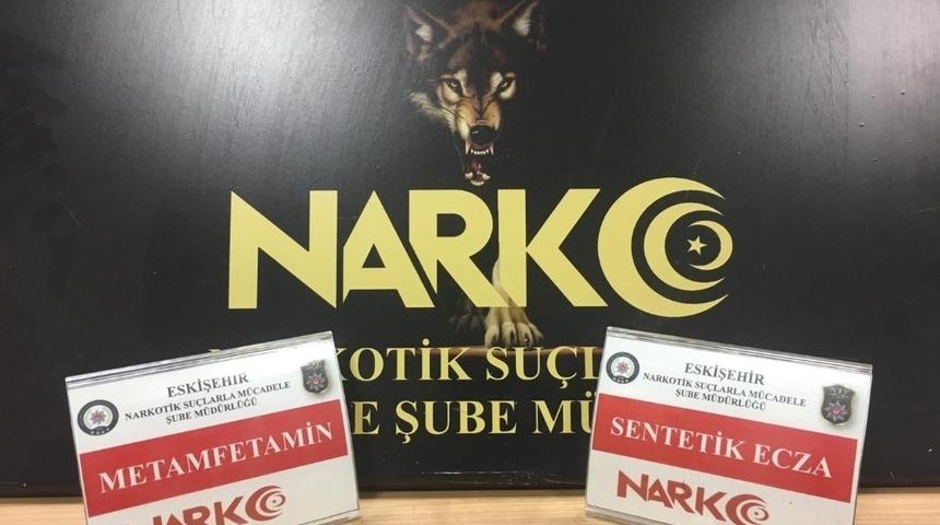 Uyuşturucu operasyonunda 2 gözaltı, 1 tutuklama