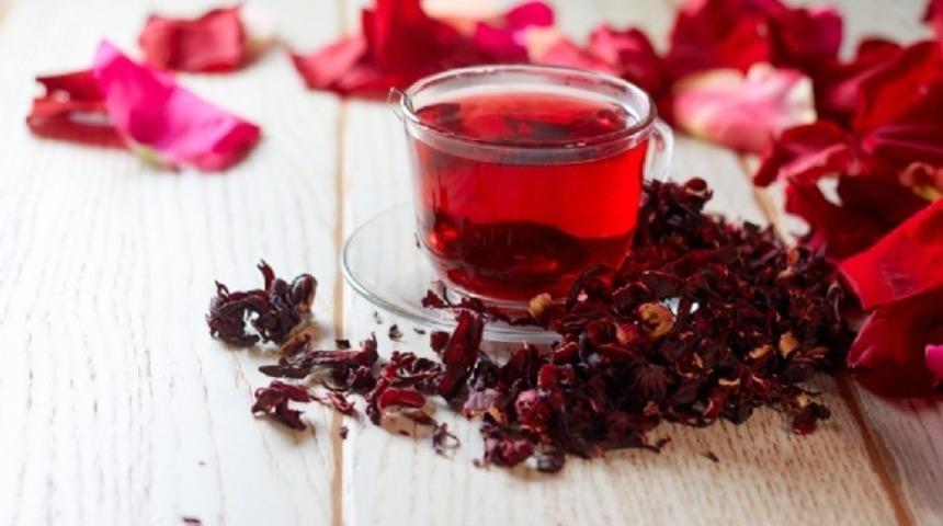 İnce bir bel getirecek şişkinliği götürecek mucize çay: Hibiskus Sinameki Çayı