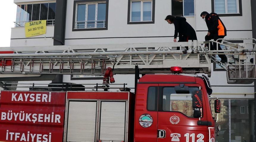 Kayseri'de eşinin darbedip odaya kilitlediği kadın kurtarıldı