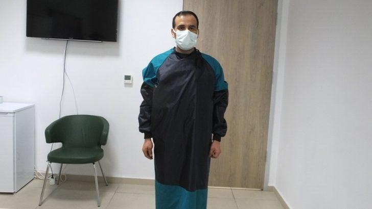 Balıkesir’de sağlık çalışanlarına koruyucu önlük dikmek için gönüllü oldular G2