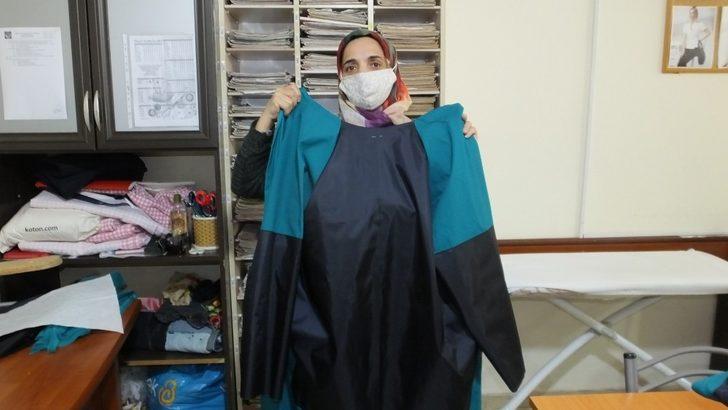 Balıkesir’de sağlık çalışanlarına koruyucu önlük dikmek için gönüllü oldular G3